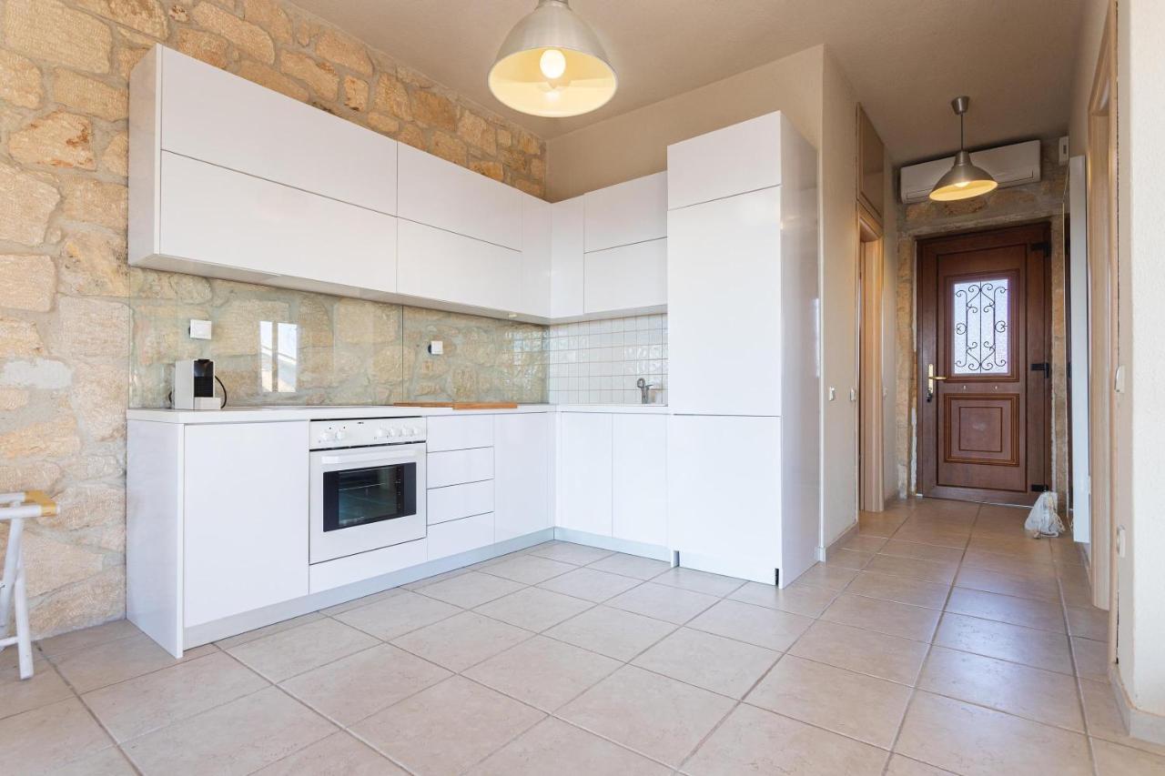 Pure White Suite Elani Сиври Экстерьер фото